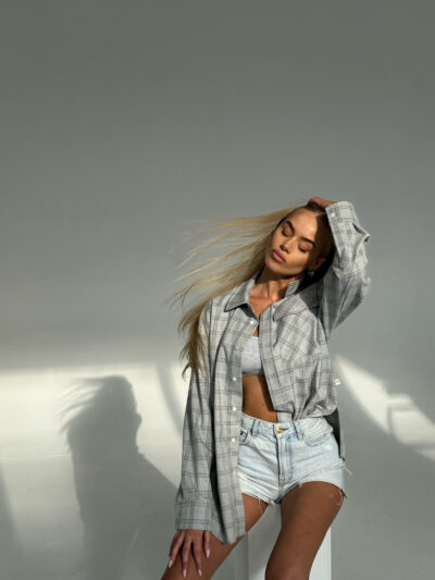 OVERSIZED SHIRT IN GRAY - Image 2