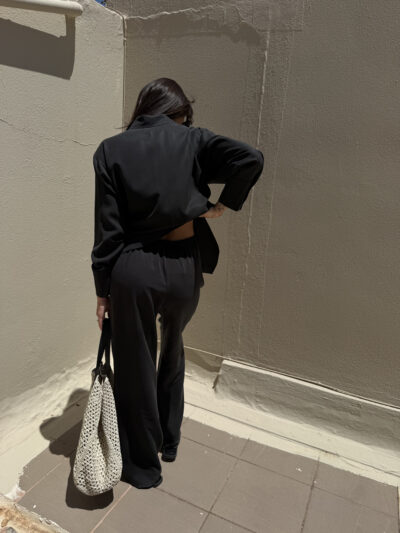 3 PIECE LYOCELL LOUNGE SUIT IN BLACK - Image 5