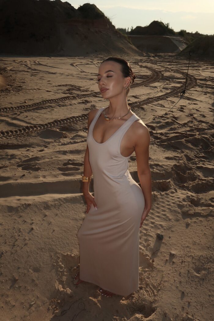 EMIRA DRESS IN NUDE