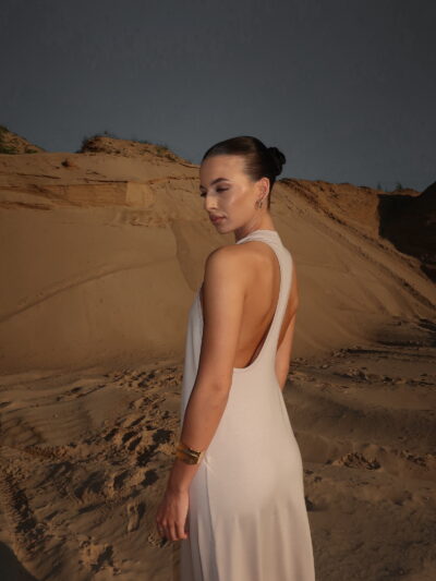 DUBAI DRESS IN NUDE