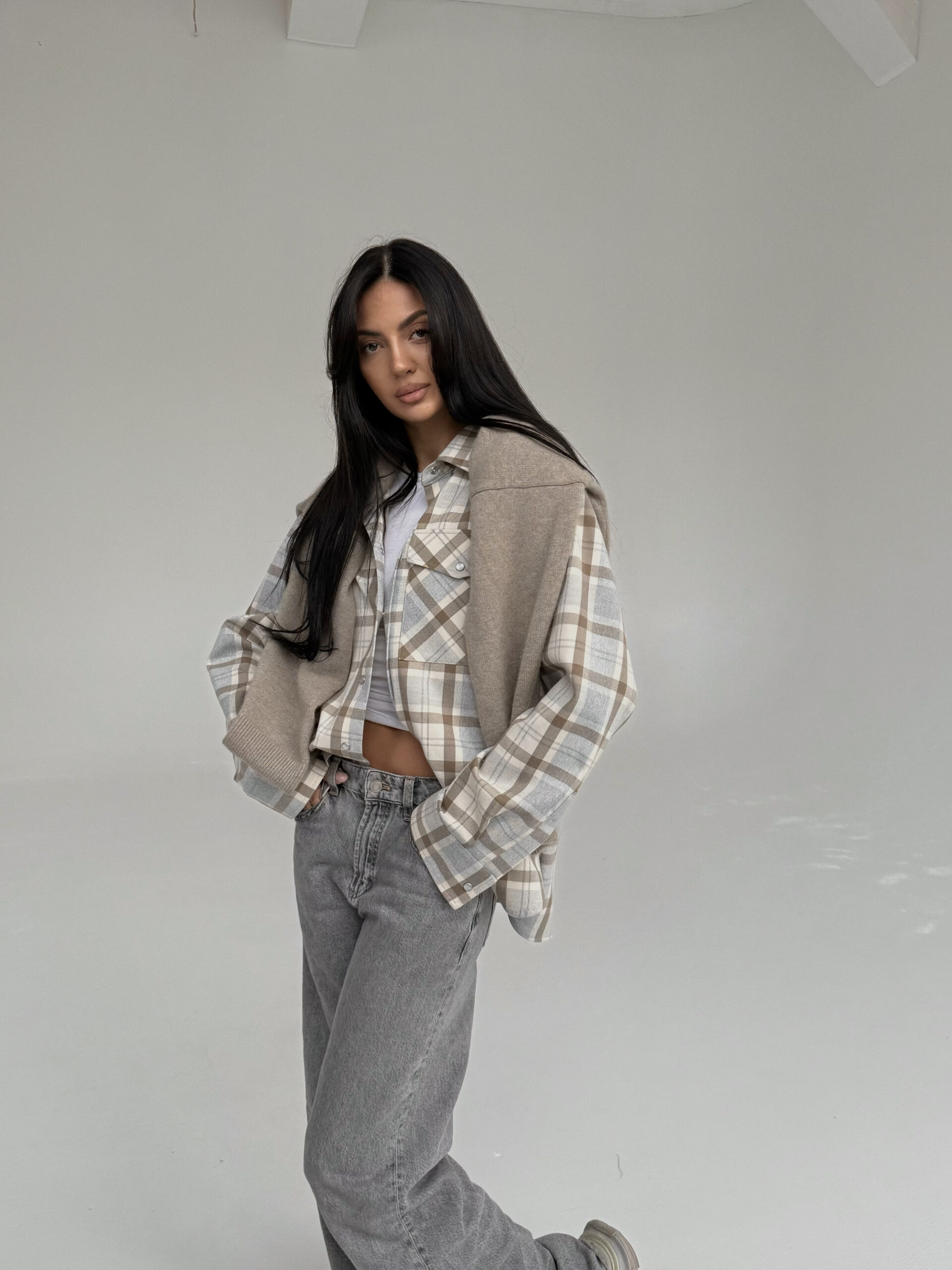 DADDY'S SHIRT IN CREAMY GRAY (WRINKLE-FREE) | SHIPPING 11.14 - Image 4